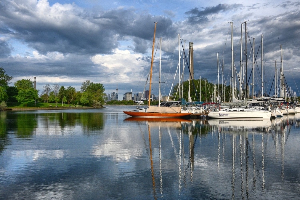 ASHBRIDGES BAY (AAH 2515 HDR)