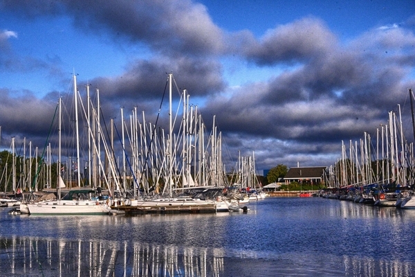 MASTS (AAH 5907 HDR)