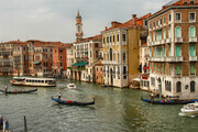 Busy Traffic on the Grand Canal