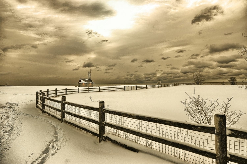 The Curving Fence