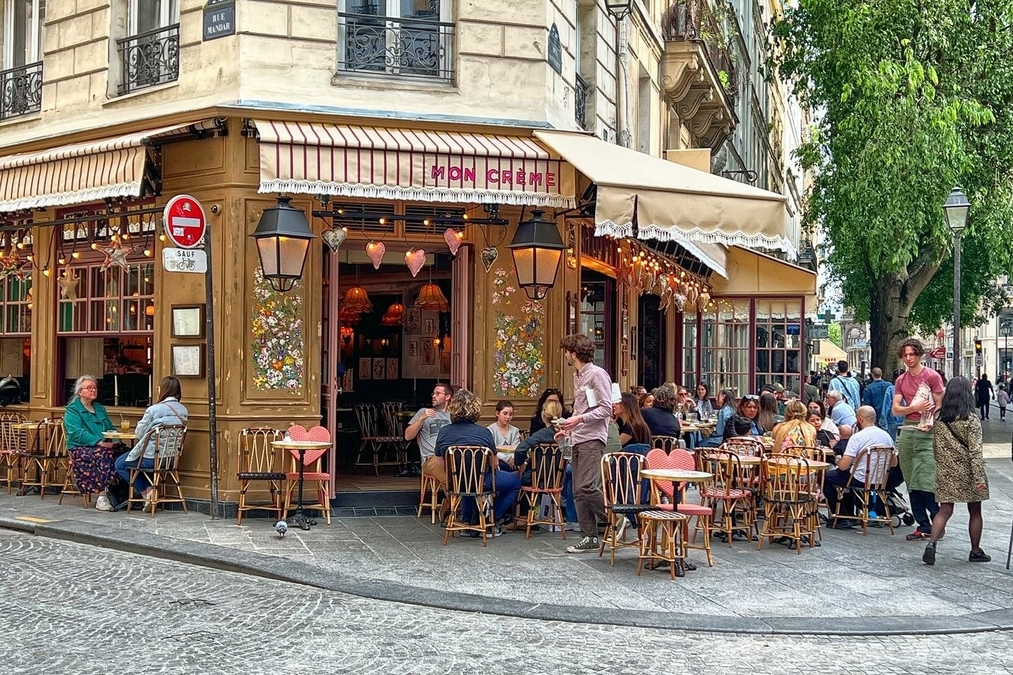 The Local, Paris,