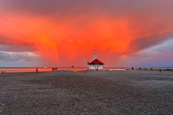 FIRE IN THE SKY (IMG 3757 HDR)